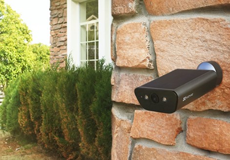 Ezviz EB5 - Cámara 4K Smart Inalambrica para vigiancia en exteriores con Panel Solar Integrado / IP65 / Negro